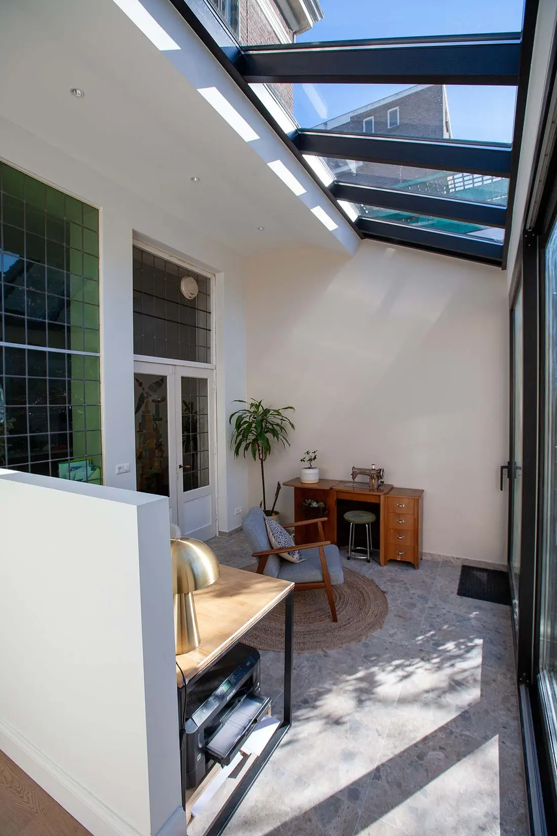 Interieur van uitbouw in Haarlem